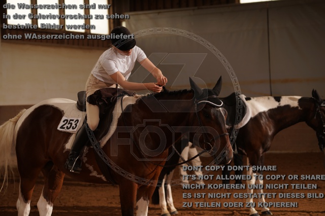 s_A_900689.JPG